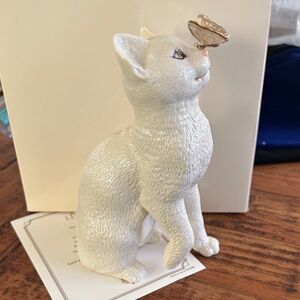 Lenox Eye to Eye Ivory Cat Figurine with Gold Butterfly